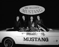 http://www.lotpro.com/blogphotos/Ford/Mustang/Historic/The%20first%20and%20millionth/tn_5_1966_Ford_Mustang_conv_Millionth_Mustang_neg_147061-001.jpg