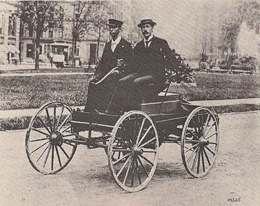 http://upload.wikimedia.org/wikipedia/commons/thumb/e/e8/Charles_B_King_and_his_car_1896.jpg/756px-Charles_B_King_and_his_car_1896.jpg